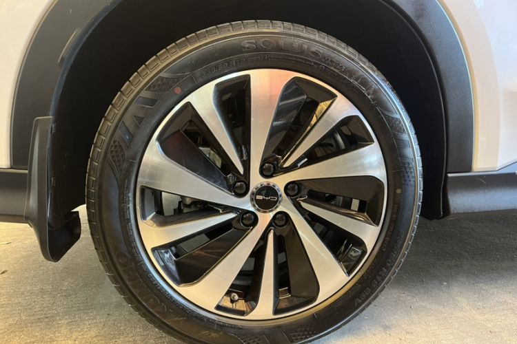 Used BYD Song PLUS New Energy 2023 Champion Edition DM-i 110KM Flagship PLUS
