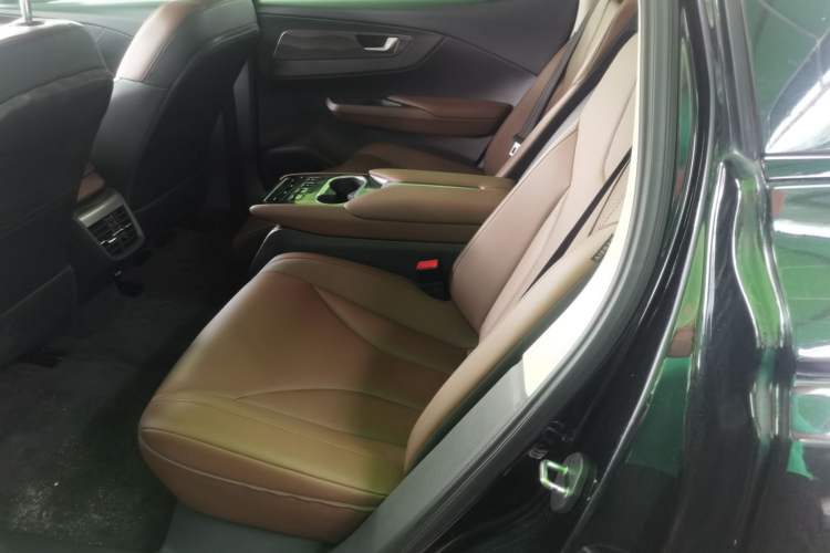 Used Hongqi E-QM5 2021 Charging T3 Version 4 Seats
