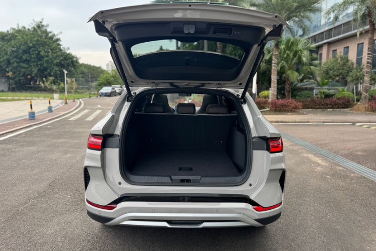 Used BYD Song PLUS New Energy 2025 EV 520km Premium Version
