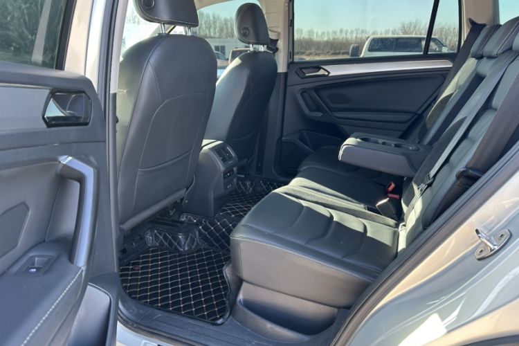 Used Volkswagen Tiguan L 2017 330TSI Automatic Two-Wheel Drive Luxury Edition
