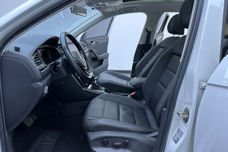 Used Volkswagen T-ROC 2022 280TSI DSG Two-Wheel Drive Comfort PLUS
