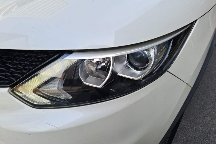 Used Nissan Qashqai 2017 2.0L CVT Smart Enjoyment Version China VI Standard
