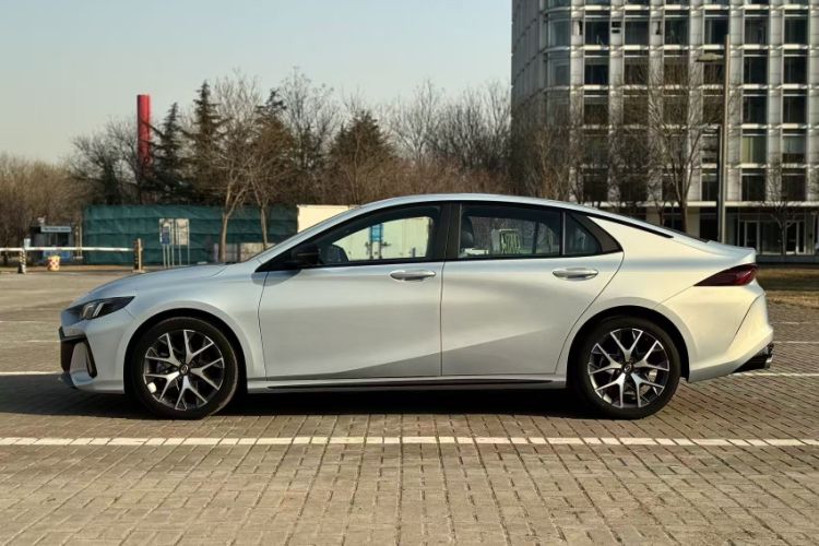 Used GAC Trumpchi EMPOW 2023 Shadow Leopard H Smart Hybrid Edition