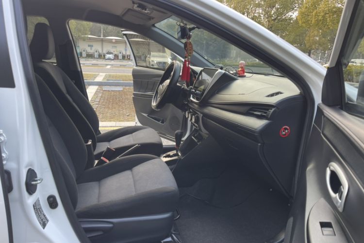 TDK.VehicleDetails.img