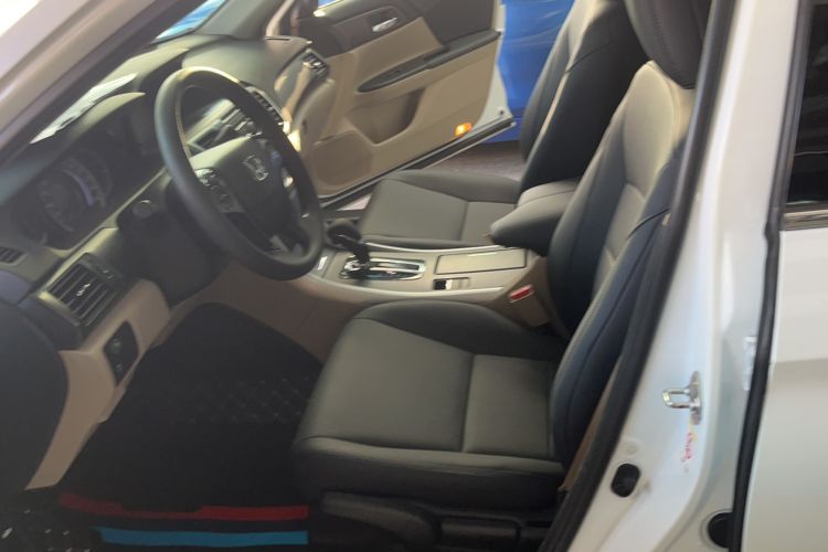 Used Honda Accord 2015 2.0L LX Comfort Edition
