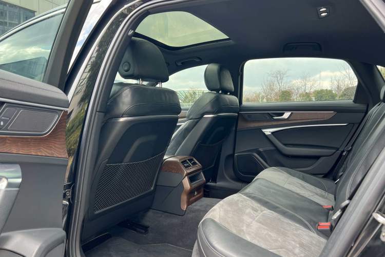 Used Audi A6L 2020 40 TFSI Luxury Dynamic Model
