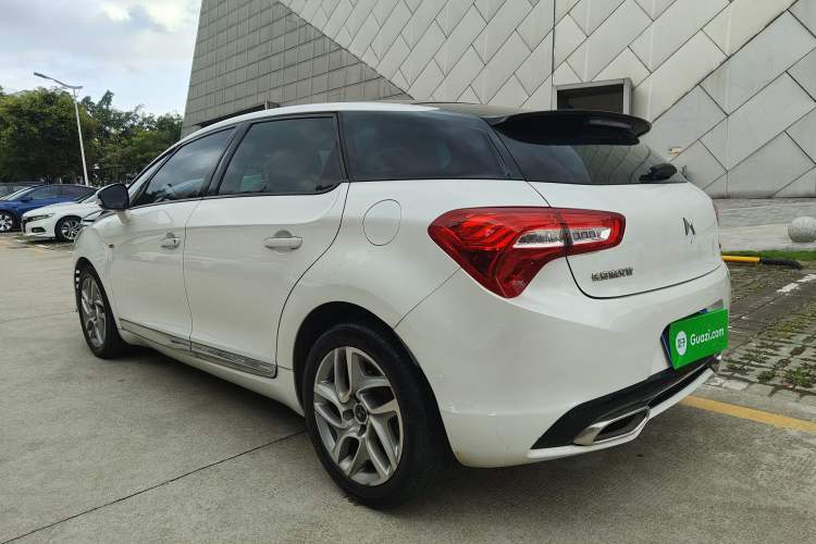 Used  5 2014 1.6T Elegant Version THP160
