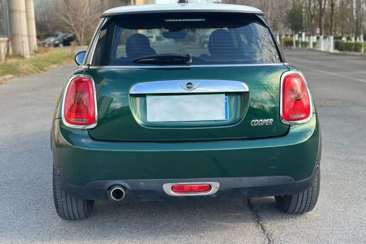 Used  MINI 2016 1.5T COOPER
