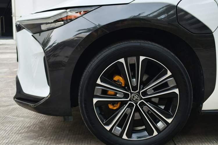 Used Toyota FAW Toyota bZ4X 2022 Four-Wheel-Drive High-Performance Premium Edition
