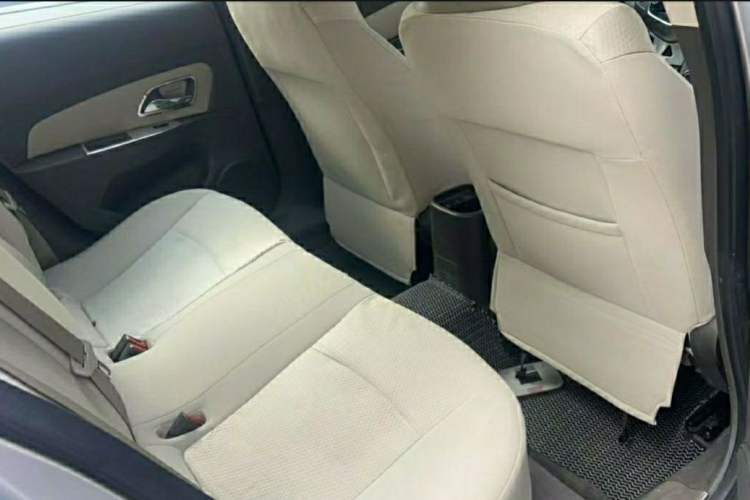 Used Chevrolet Cruze 2015 1.5L Classic SL MT
