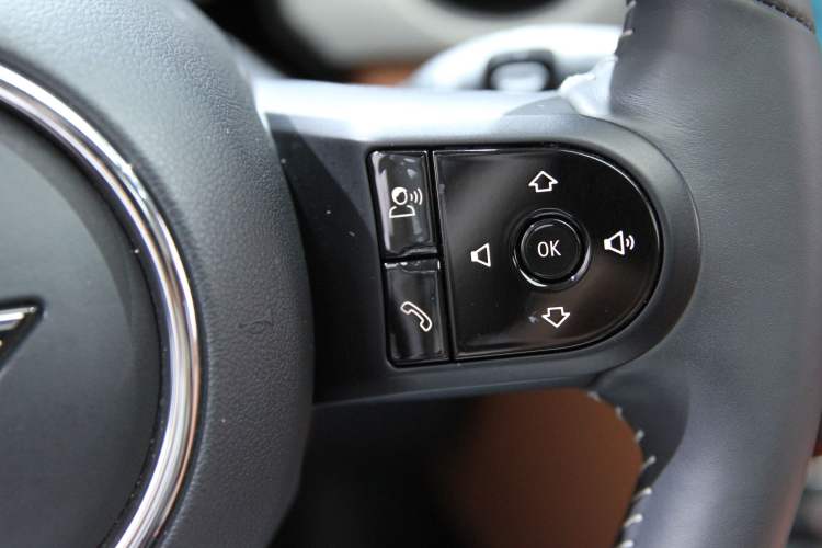 Used  MINI 2022 1.5T COOPER Artist
