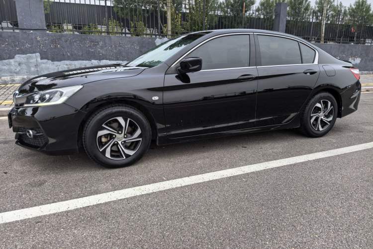 Used Honda Accord 2016 2.0L Elite Edition
