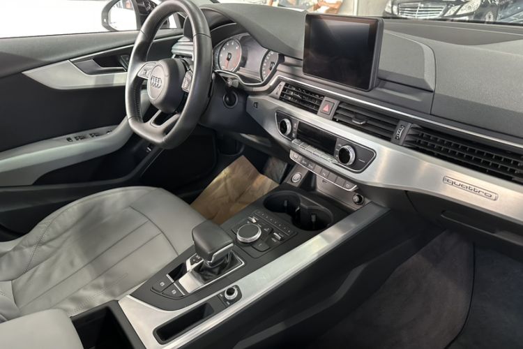 Used Audi A4L 2018 30th Anniversary Edition 45 TFSI quattro Individual Sport Edition
