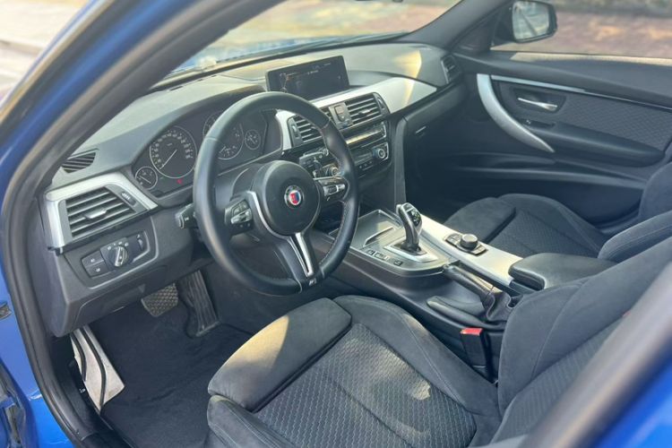 Used BMW 3 Series 2018 320i M Sport Package
