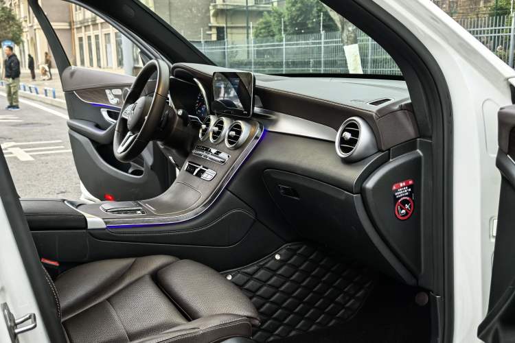 Used Mercedes-Benz GLC 2020 GLC 260 L 4MATIC Luxury Model
