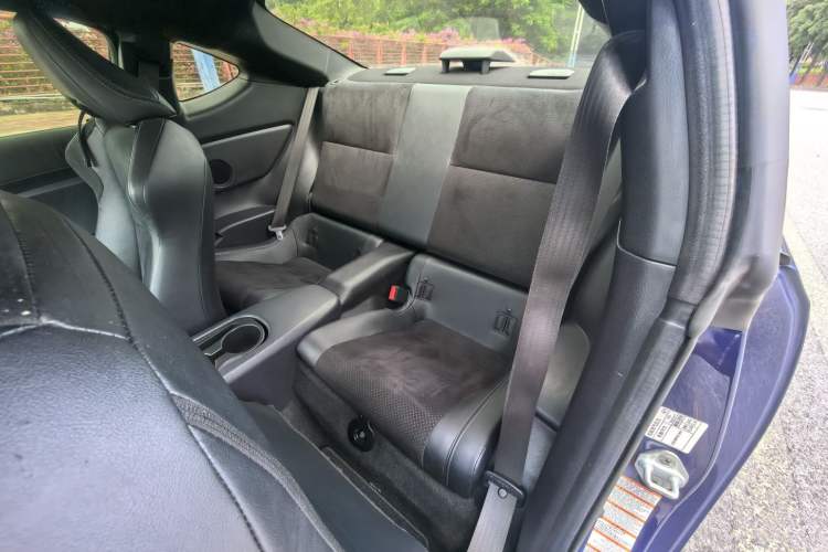 Used Toyota 86 2017 2.0L Manual Luxury Edition
