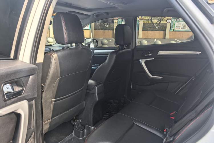 Used  Refine S3 2016 1.5L CVT Luxury Smart Version