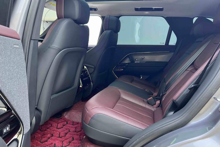 Used Land Rover Range Rover Sport 2023 400PS Dynamic SE
