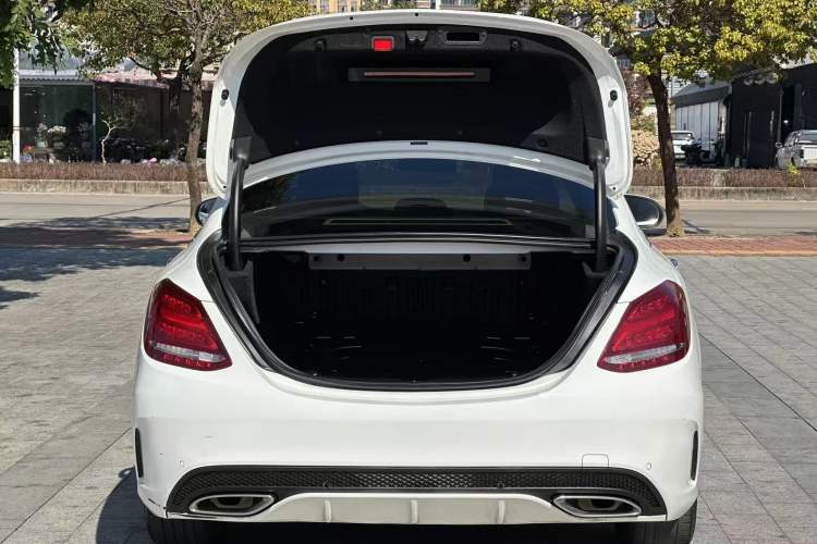 Used Mercedes-Benz C-Class 2016 C 200 L Sport Edition
