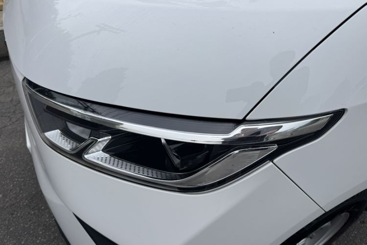 Used Wuling Yangguang 2024 300km Range Practical Window-Sealed Version 60kW
