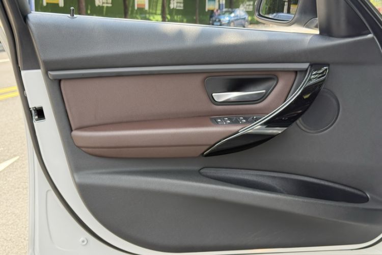 Used BMW 3 Series 2018 320Li Fashion Model
