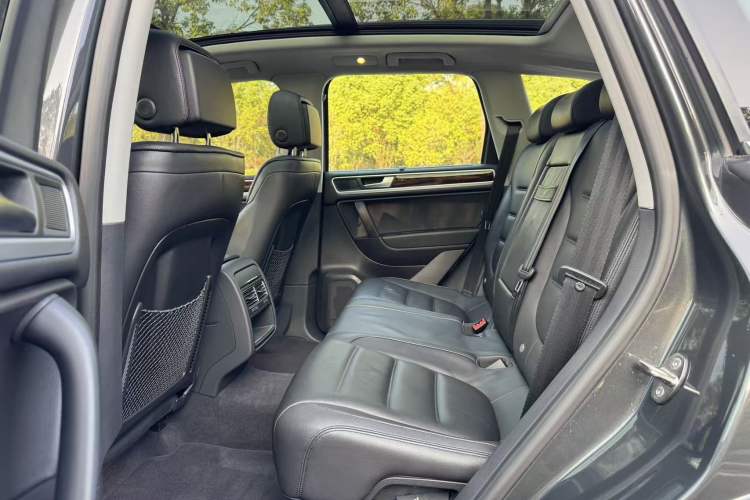 Used Volkswagen Touareg 2014 3.0 TSI New Edition