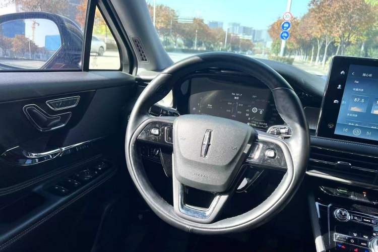 Used Lincoln Corsair 2022 2.0T Two-Wheel Drive Luxury Edition
