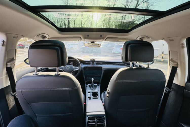 Used Volkswagen Magotan 2020 330TSI DSG Leading Model
