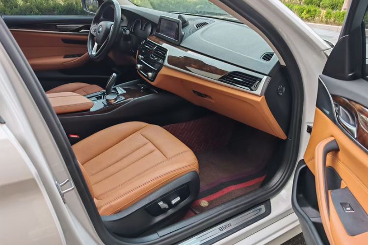 Used BMW 5 Series 2018 528Li Launch Special Edition
