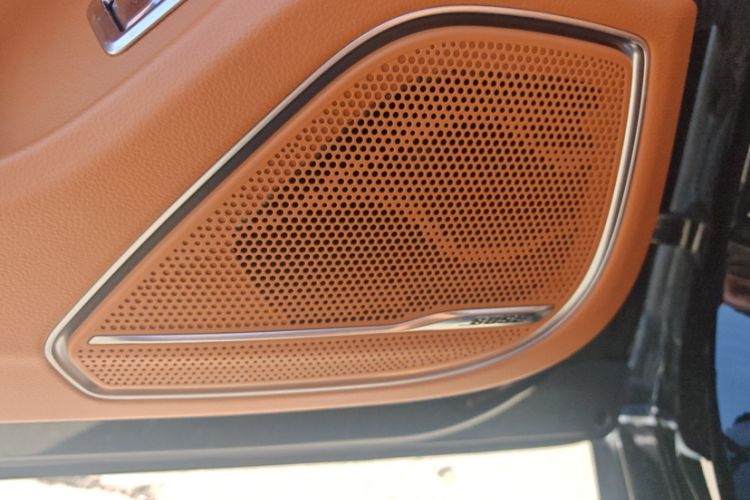 Used Hongqi H9 2020 Revised Version 2.0T Smart Connect Flagship Edition
