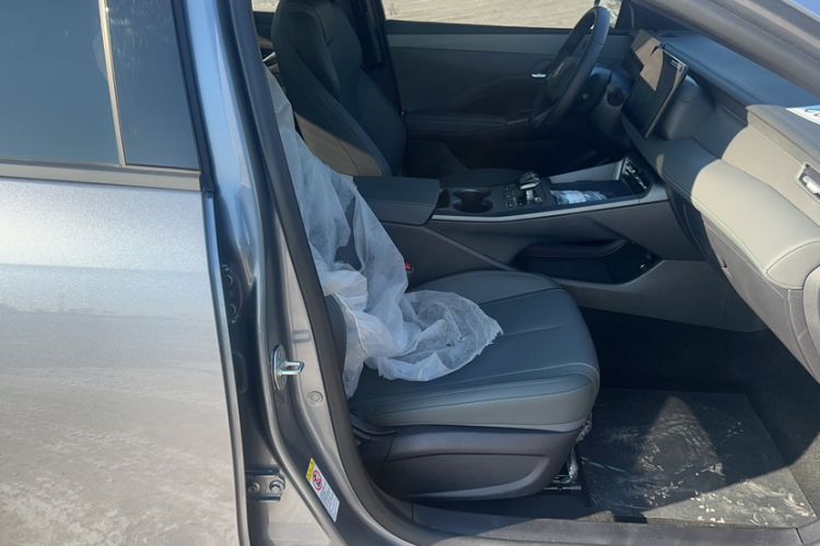 Used BYD Qin PLUS 2025 DM-i Smart Drive 55KM Leading Model
