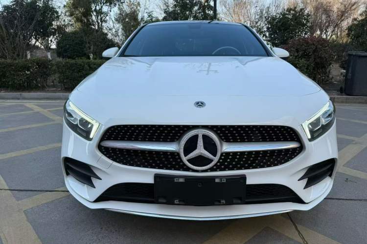 Used Mercedes-Benz A-Class 2021 A 200 L Sport Sedan Fashion Model
