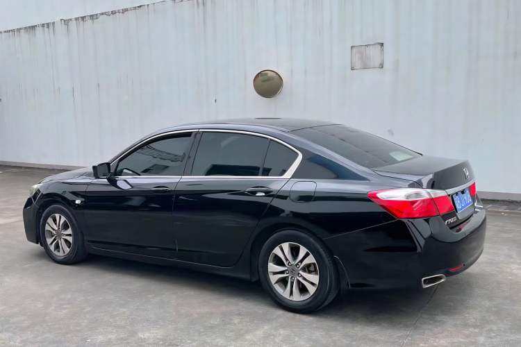 Used Honda Accord 2014 2.0L EX Luxury Edition

