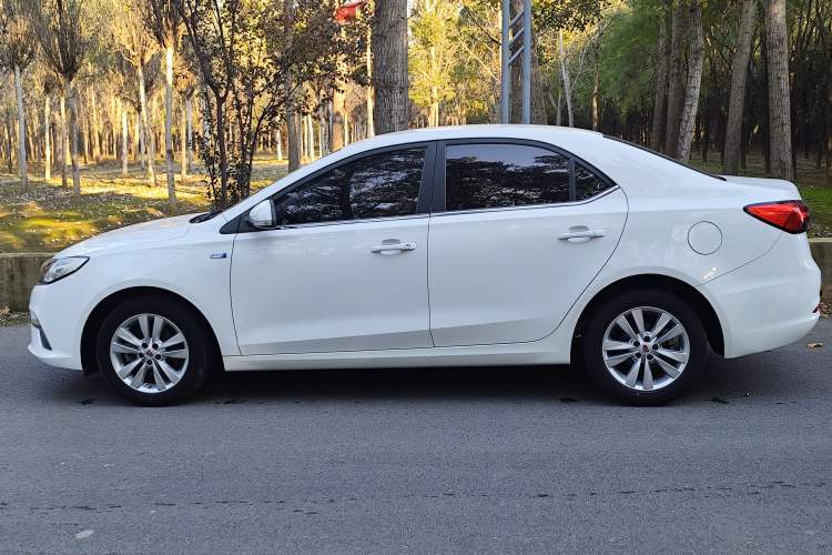 Used Roewe 360 2018 PLUS 1.5L Automatic Luxury Edition
