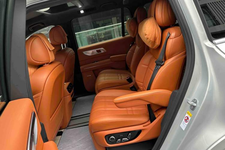 Used Deepal S09 2025 Four-Wheel Drive Ultra+ Custom Edition
