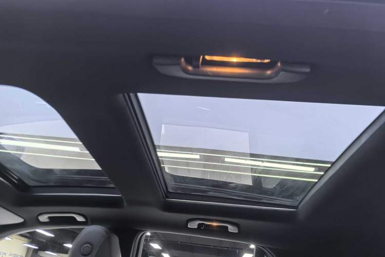 Used Mercedes-Benz GLE 2018 GLE 320 4MATIC Dynamic Edition Collector's Edition
