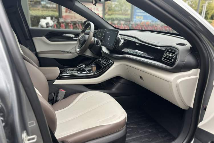 Used BYD Qin PLUS 2023 Champion Edition DM-i 55KM Leading Model