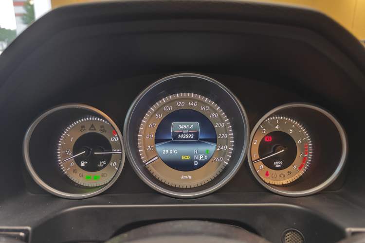 Used Mercedes-Benz E-Class 2015 Facelift E 200 L Sport Edition