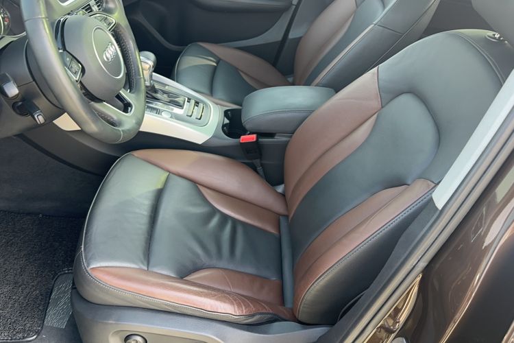 Used Audi Q5 2018 Collector's Edition 40 TFSI Technology Model
