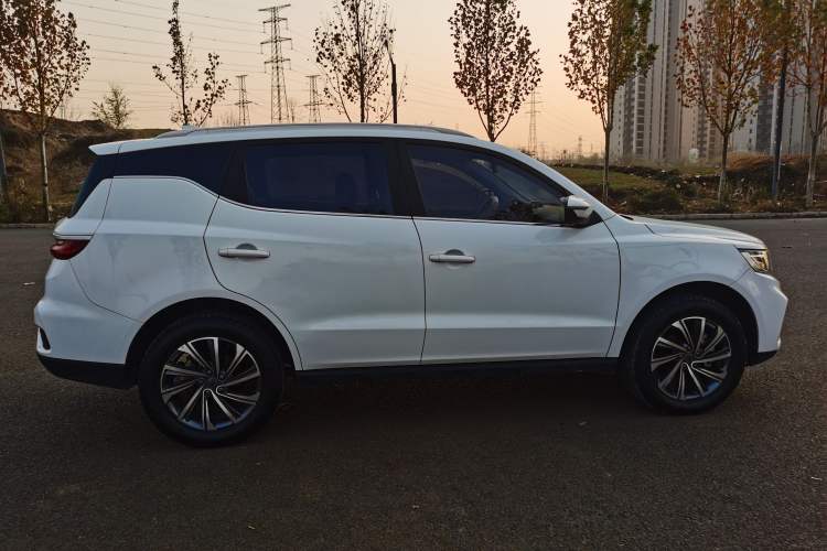 Used Geely Auto Vision X6 2020 1.4T CVT Luxury Edition
