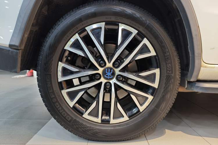 Used BYD Song New Energy 2017 Song DM 1.5TID All-Wheel Drive Luxury Model