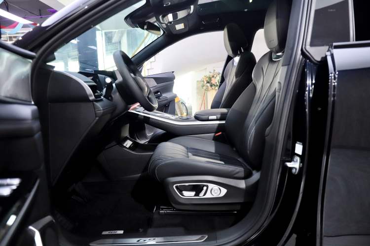 Used XPeng G9 2025 725 with Ultra-Long Range Max
