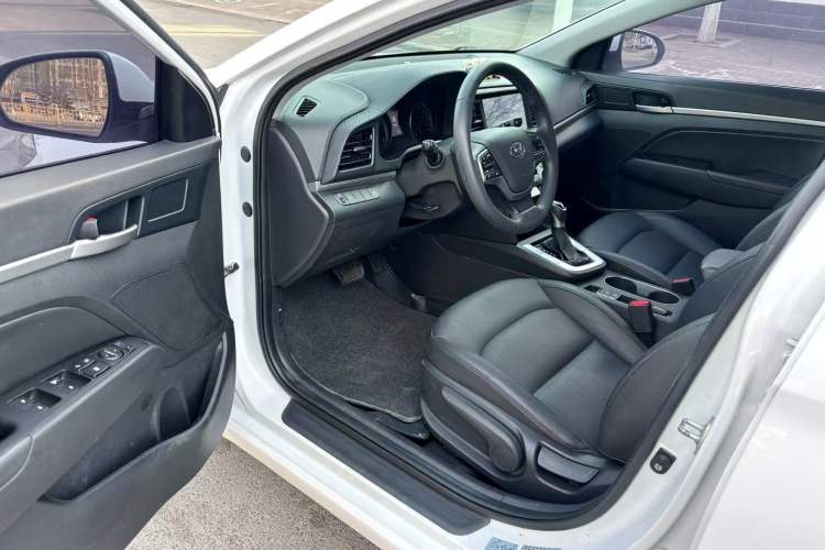Used Hyundai Elantra 2019 1.5L CVT ZhiXuan – Elite Version
