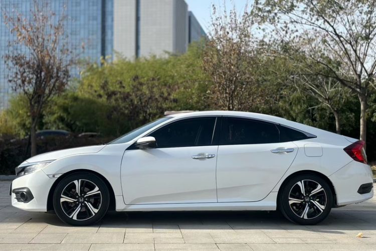 Used Honda Civic 2016 220TURBO CVT Prestige Edition