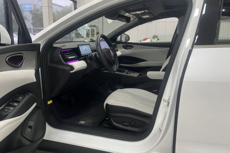 Used BYD Seal 06 New Energy 2024 DM-i 120KM Flagship Model
