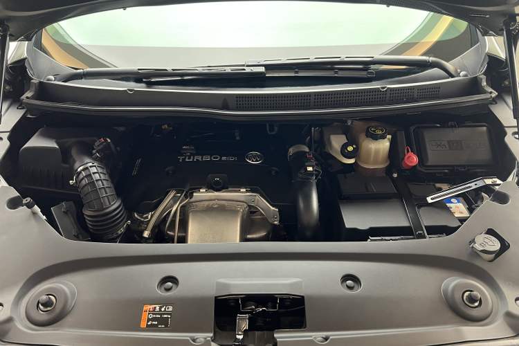 Used Buick GL8 2018 ES 28T Luxury Model China VI Standard
