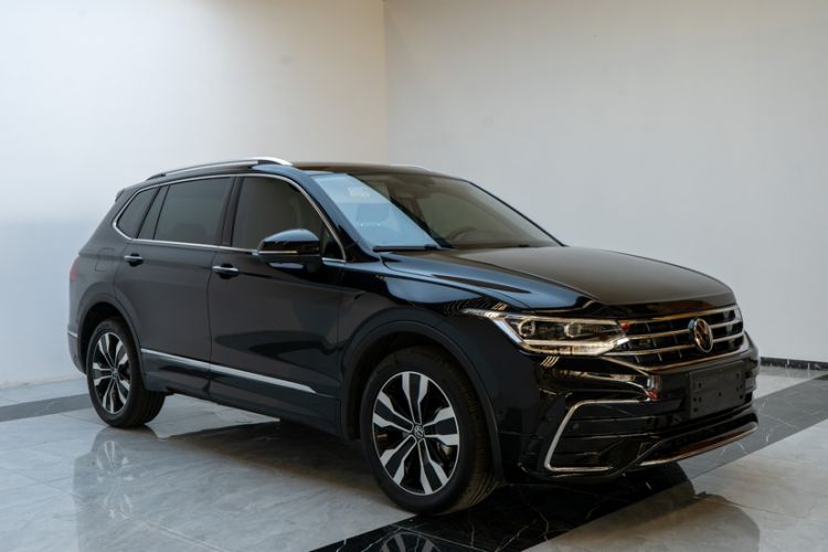 Used Volkswagen Tiguan L 2024 330TSI Automatic Two-Wheel Drive R-Line Enhanced Edition
