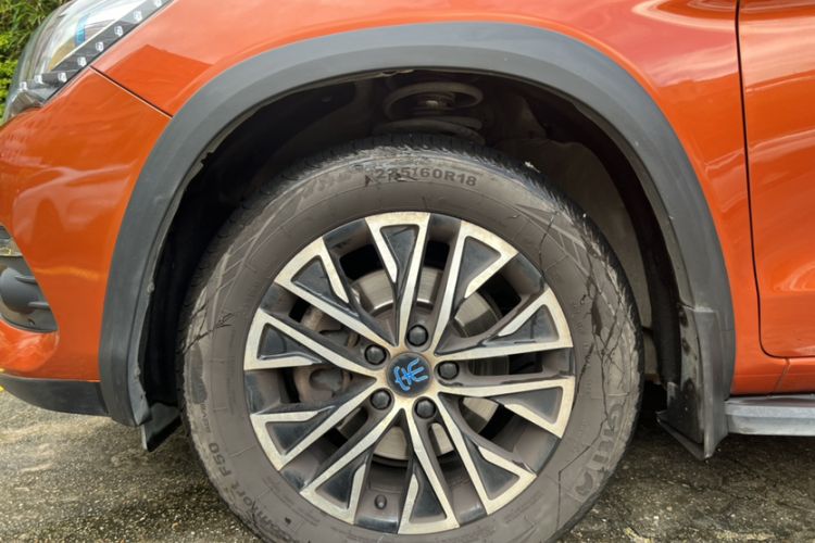 Used BYD Song New Energy 2017 Song DM 1.5TID All-Wheel Drive Luxury Model
