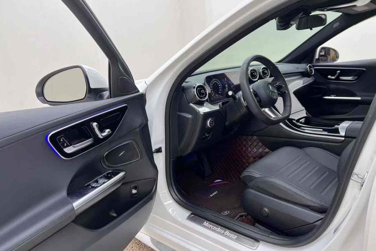 Used Mercedes-Benz C-Class 2023 Second Facelift C 260 L Sport Edition
