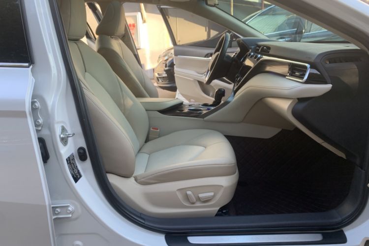 Used Toyota Camry 2019 Revised Version 2.5G Luxury Edition
